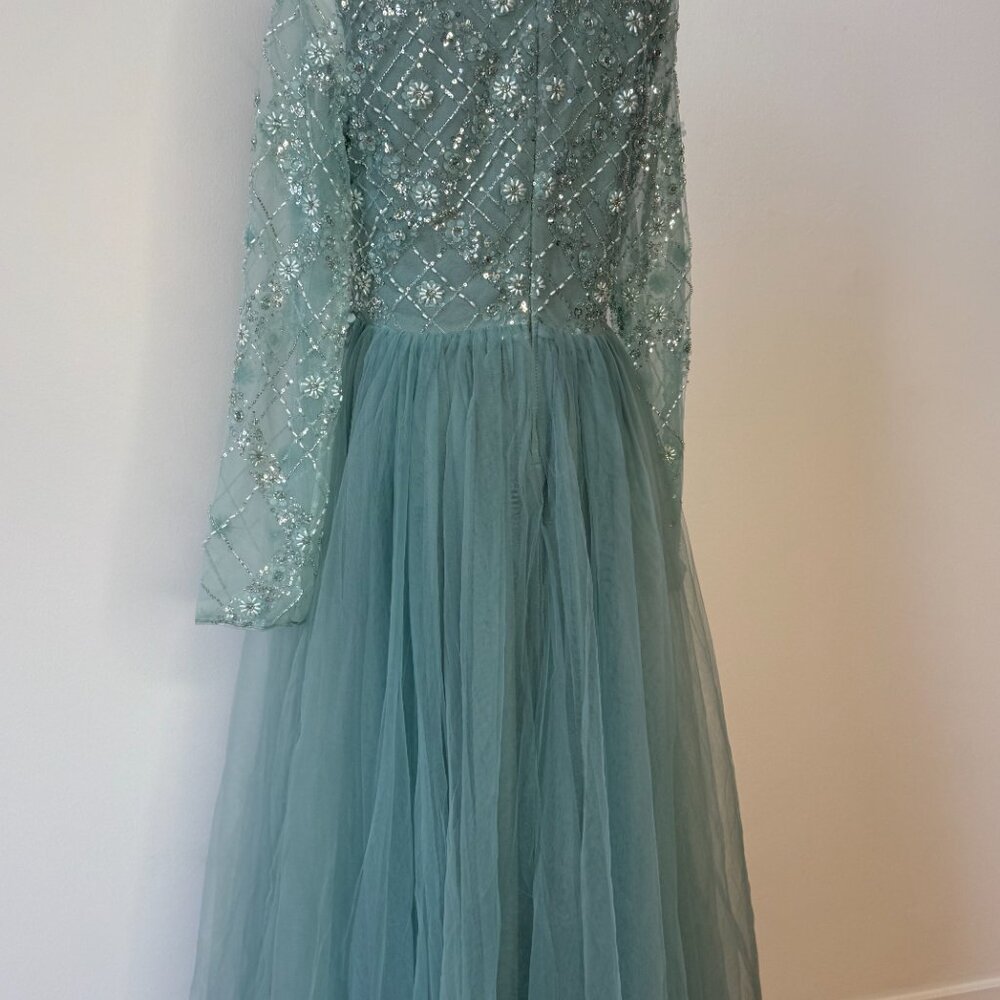 NEW Faeriesty Long-Sleeve Seafoam Princess Ball Gown, Size Large - Picture 5 of 12